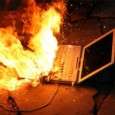 In today’s economy it is important to remember the little things, especially when they could end up costing big bucks when they break.  I’m talking about your tech toys –...